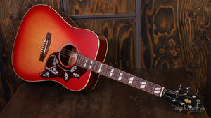 Gibson Hummingbird Special Satin Vintage Cherry Sunburst