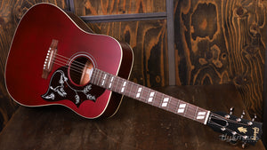 Gibson Hummingbird Special Satin Wine Red