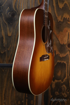 Gibson Hummingbird Special Satin Honey Burst
