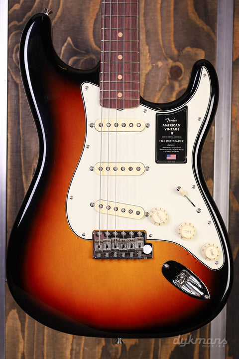 Fender American Vintage II '61 Stratocaster 3-Tone Sunburst