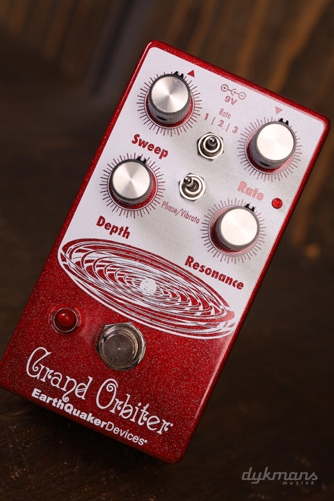 EarthQuaker Devices Grand Orbiter