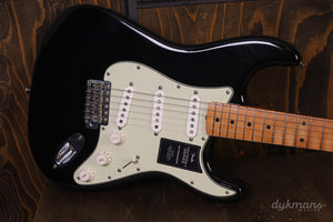 Fender Limited Edition Vintera II Road Worn '60s Stratocaster Black