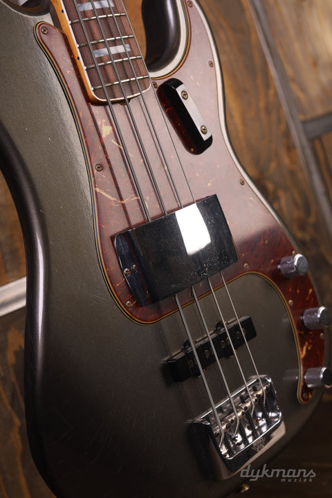 Fender Custom Shop Limited Edition P-Bass Special Journeyman Relic Charcoal Frost Metallic