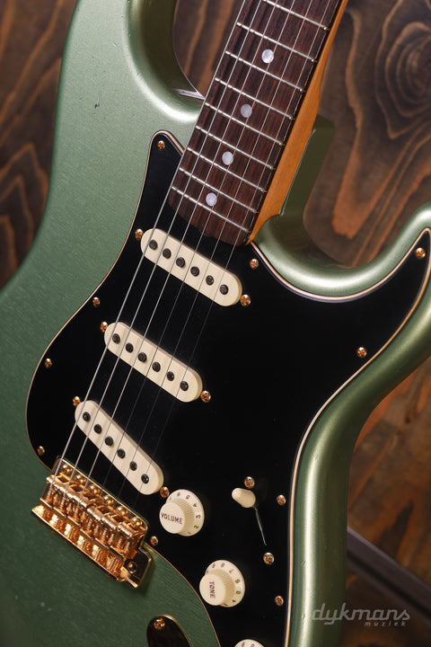 Fender Custom Shop Limited Edition 1965 Dual-Mag Stratocaster Journeyman Relic Aged Sage Green