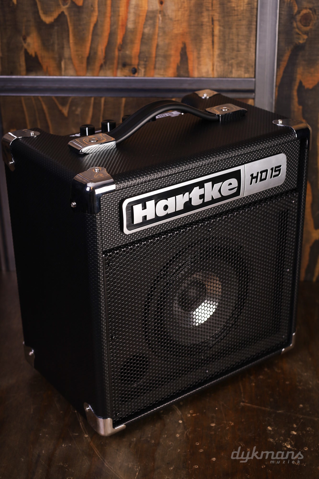 Hartke HD15 combo – Dijkmans Muziek