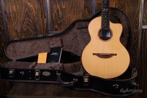 Lowden S50J Ziricote Alpine Spruce leaf inlay