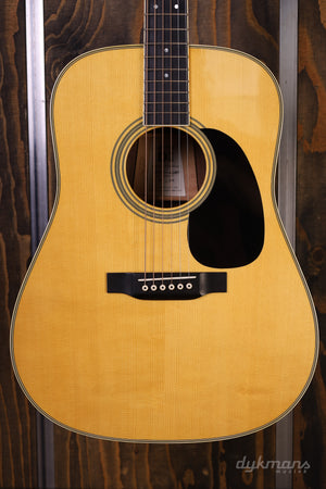 Martin D-35 50th Anniversary Limited Edition Brazilian Rosewood PRE-OWNED