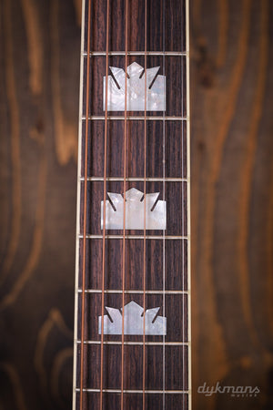 Gibson Custom Shop 1957 SJ-200 Vintage Sunburst
