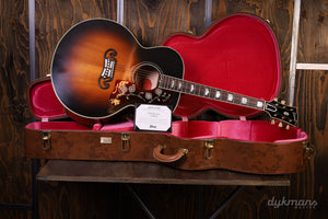 Gibson Custom Shop 1957 SJ-200 Vintage Sunburst
