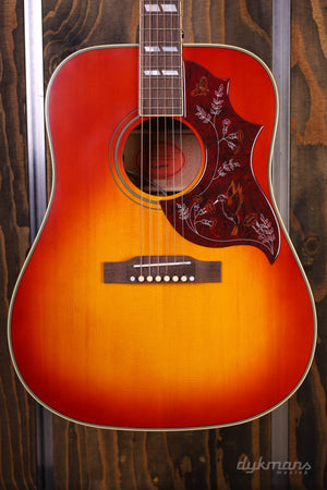 Epiphone Hummingbird Aged Cherry Sunburst