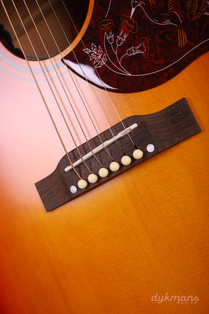 Epiphone Hummingbird Aged Cherry Sunburst