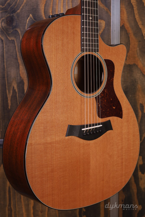 Taylor 514ce V-Class Cedar & Mahogany + Free Taylor Strap!