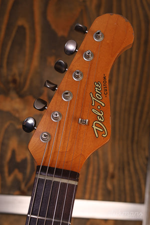 Del-Tone 60s S-Style 3-Tone Sunburst Heavy Aged