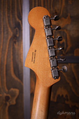 Fender Limited Edition Vintera II Road Worn ’50s Jazzmaster Fiesta Red