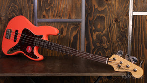 Squier Classic Vibe '60s Jazz Bass Tahitian Coral