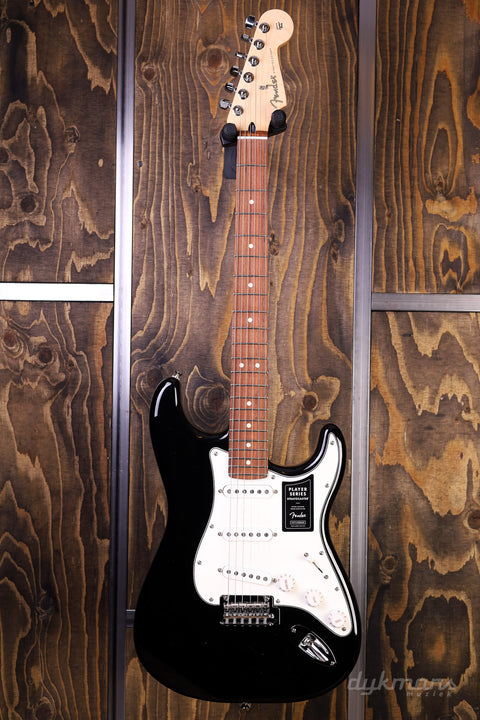 Fender Player Stratocaster Black Pau Ferro