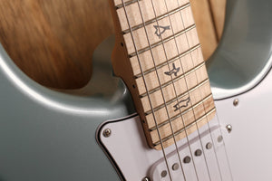 PRS Silver Sky Maple Polar Blue