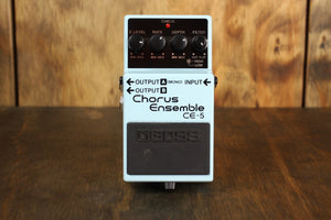 Boss CE-5 Chorus Ensemble