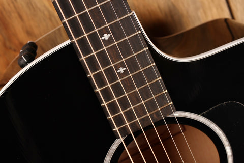 Taylor 214ce-BLK DLX